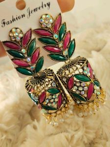 Leaf Design Fashion Earrings