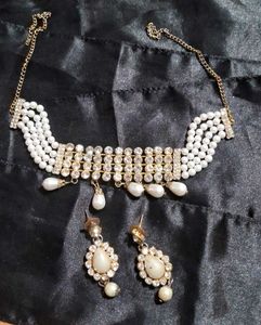 Neckless Set