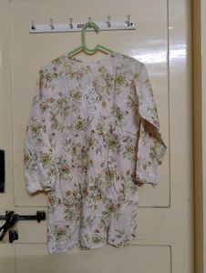 Short chikankari cotton kurta