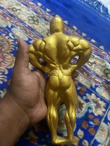 Bodybuilder Showpiece