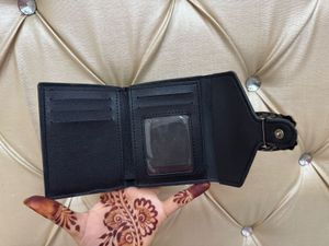 Bottle Green Wallet For Women From Stelatoes.
