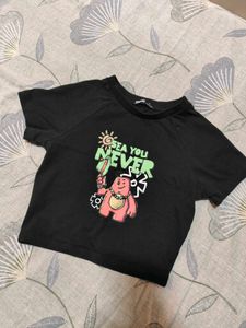 Graphic Print Cropped Tee