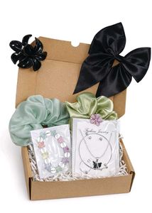 Gift Hamper For Girls