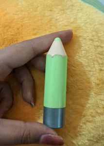 Colour changing Lipstick