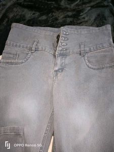 Gray High-Waisted Jeans