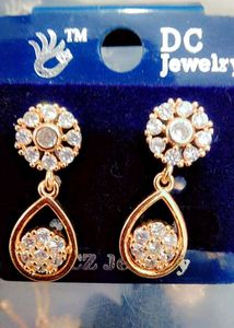 Dangling Flower Earrings