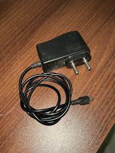 Micro usb charger