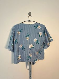 Striped Floral Tie Crop Top