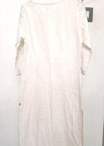 Embroidered White Kurta