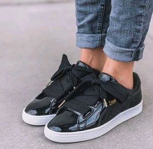 Puma Women&#39;s 🖤🩶Basket Heart Sneakers🖤🩶