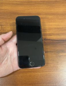 iPhone 7 - Black -128 Gb