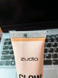 Zudio Glow Up Skin Tint