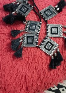 Necklace Set