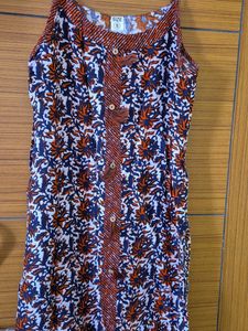 Strap kurthi