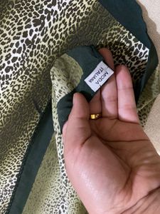 Vintage Leopard Print Green Square Size Scarf