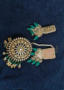 Emerald Kundan Jewelry Set