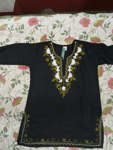 Elegant Embroidered Kurta