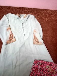 Beutiful Girls 1pc Gown With Duppata