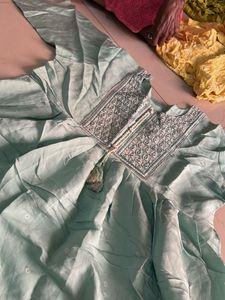 Elegant Embroidered Kurta