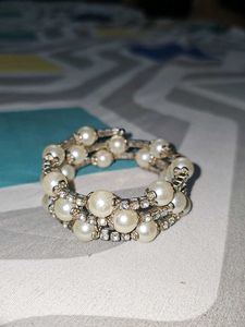 Pearl Bracelet