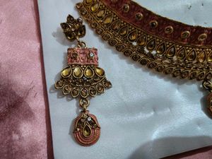Peach Necklace Set with earrings