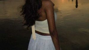 Savana Yellow Halter Top