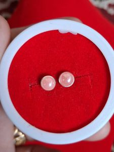 Beautiful New Pearl Studs