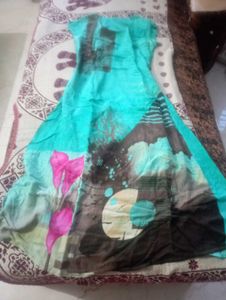 beautiful top for college going girls