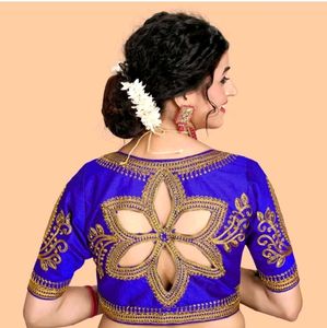 Woman Round Neck Blouse