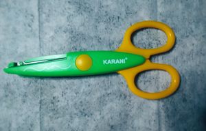 Beautiful Pattern Design Scissors (Green+yellow)