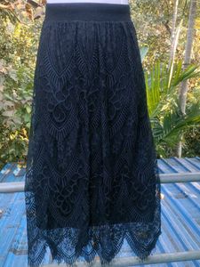 Elegant Black Lace Midi Skirt