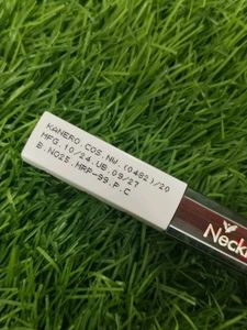 Neckline Mate Waterproof Lipstick 💄