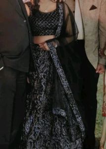 ••Heavy Black Lehnga