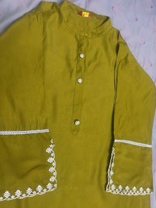 Elegant Olive Green Kurta