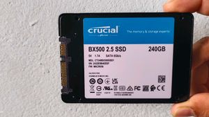 Crucial BX500 2.5" SSD - 240GB