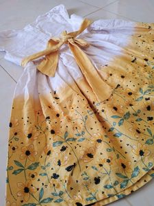 MAX FROCK 💛🤍
