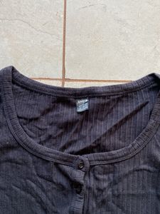 Black Long Sleeve Crop Top