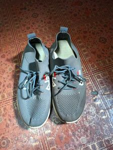 Fila Gray Knit Running Shoes