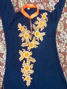 Elegant Blue Embroidered Kurta