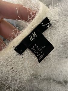 H&amp;M Pintresty 🌸Fluffy White Knit Cardigan