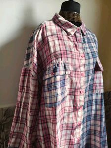 BOGO 🎁 Buy One Get 1 Free🎁Plaid Button-Up Top