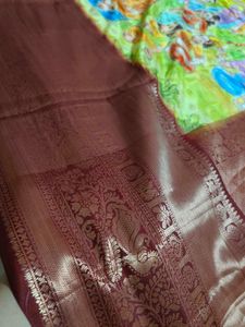 unique 😍 Elegant Maroon Saree