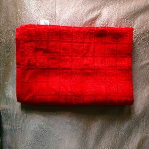 🛍️ Red Bathing Towel⭐⭐⭐⭐⭐