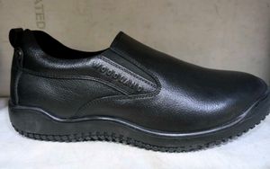 Black Leather Shoes Size 8