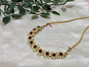 Elegant Pearl &amp; Gemstone Necklace