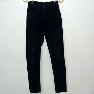 Black High-Waisted Skinny Jeans
