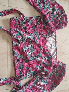 Sweetheart Neck Crop Top With Back Knot