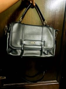 Elegant Black Handbag