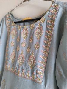 Avassa Kurta