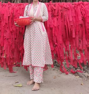 Women Kurta Set